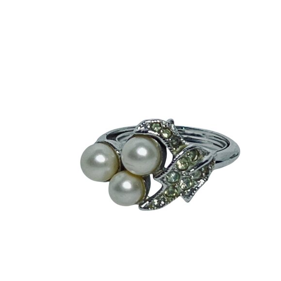 Avon Silver Tone, Clear Rhinestone & Faux Pearl Adjustable Statement Ring (R384) - Picture 6 of 6